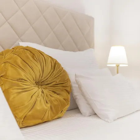 Konukevi Samstag Split