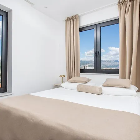 Samstag Гостевой дом Сплит