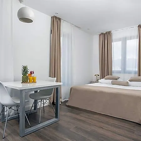 Samstag Guest house